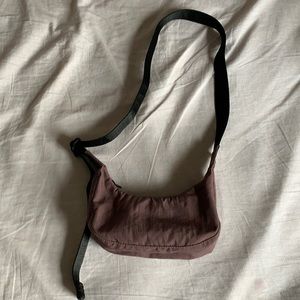 BAGGU Mini Crescent Bag